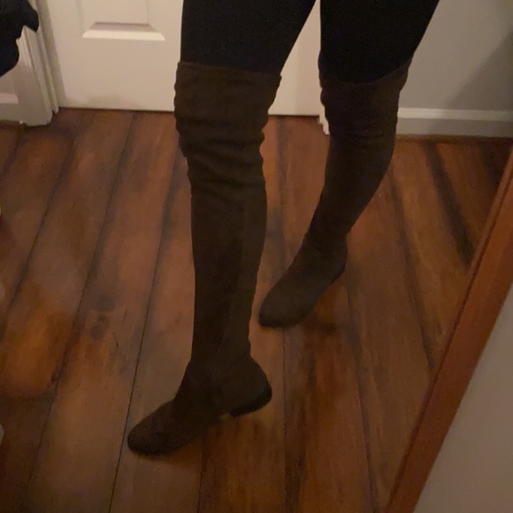 Over the knee boots - Picture 3 of 7